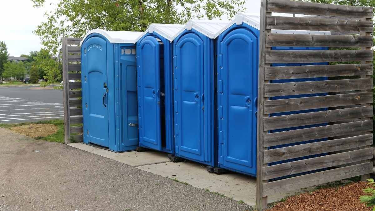 Porta Potty Rental Pros - Quality Portable Restroom Services in Shiprock, NM, 87420